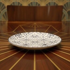Orly Maison‎ New York Dinner Plate, Blue & White Geometric Pattern Dinnerware